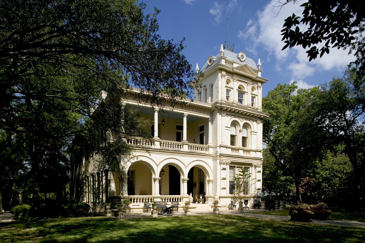 North Central street and buildings in San Antonio